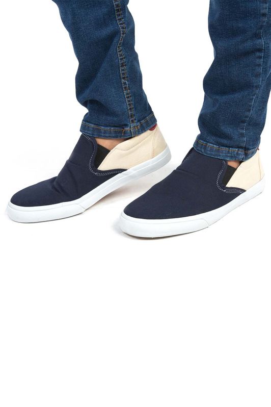 tenis iate azul marinho