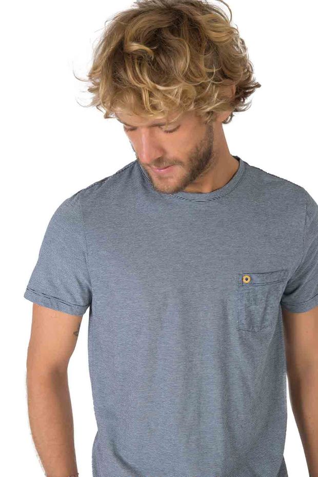 18044_C009_4-T-SHIRT-COM-BOLSO-LISTRADA