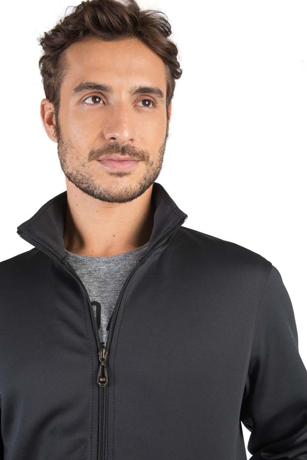 18144_C003_1-CSC-TRACK-JACK