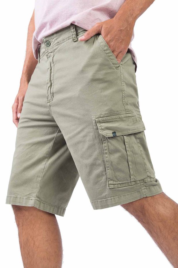 bermuda masculina em jeans com bolso cargo