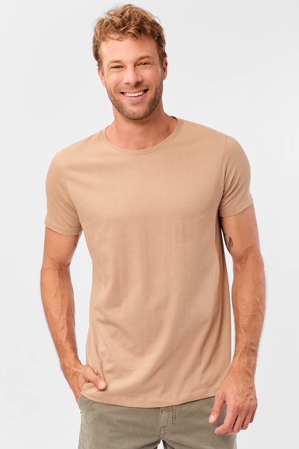 T-Shirt Básica Fit Premium Sem Costura Khaki