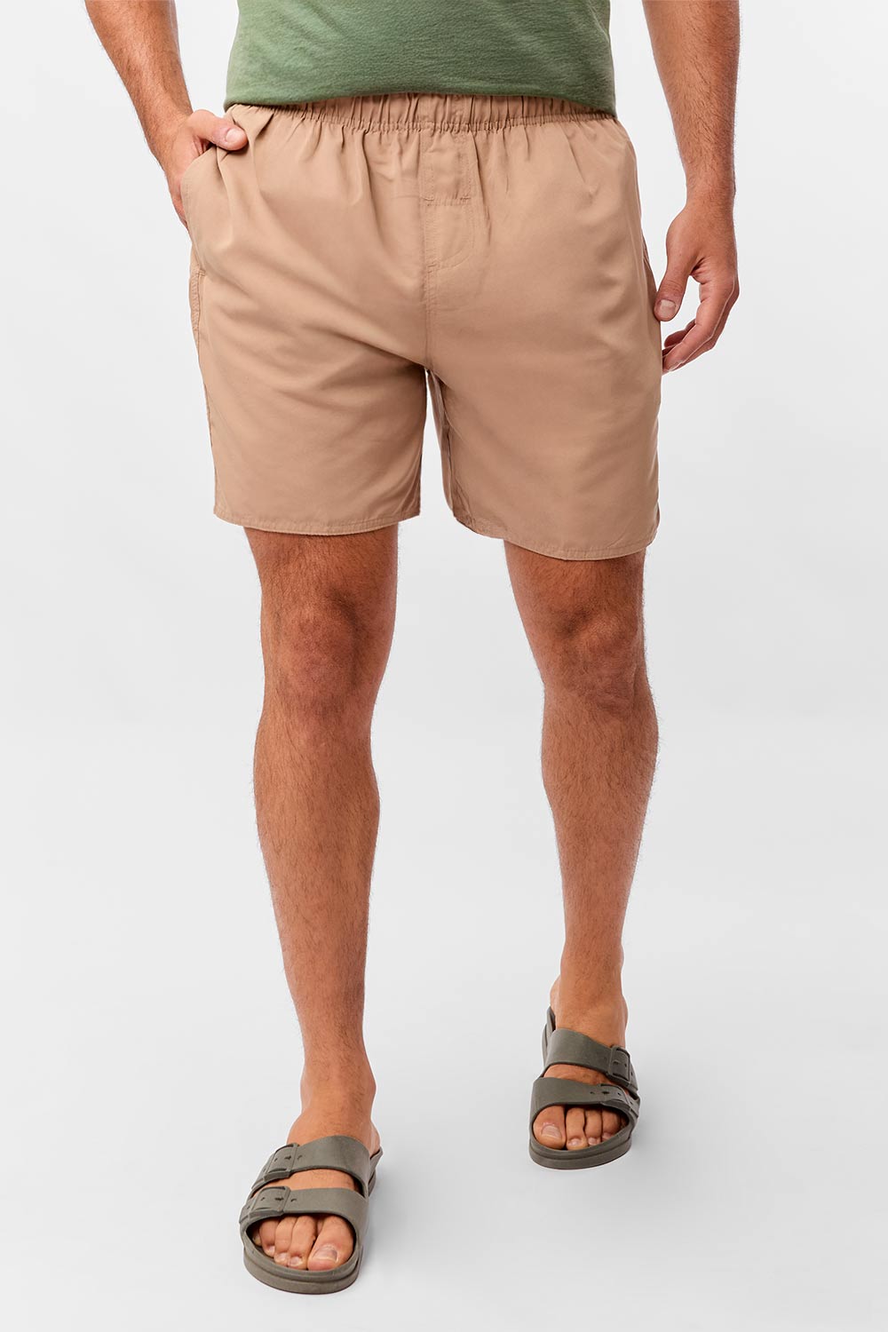 Short Liso Com Silk Refletivo Khaki