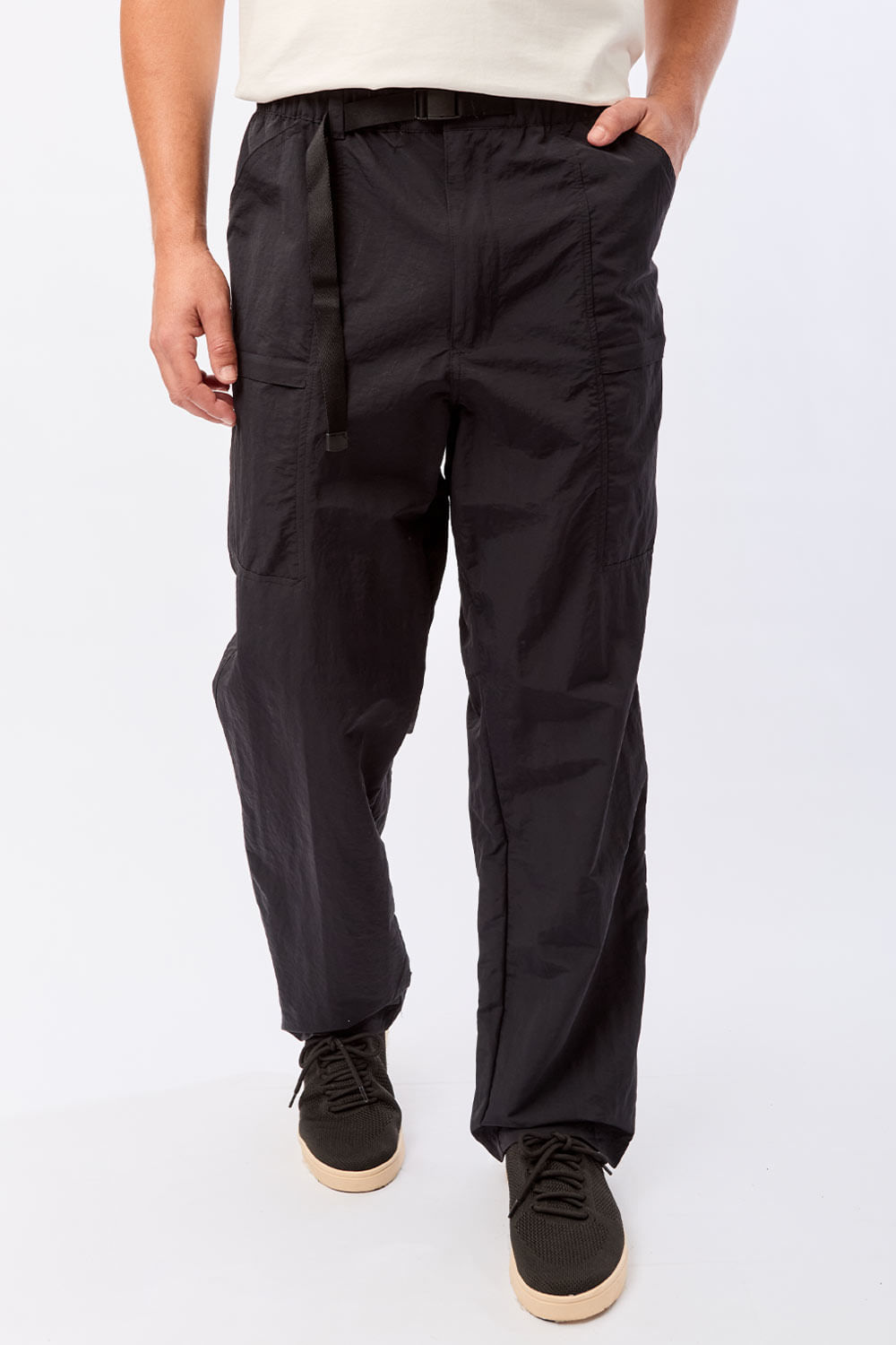 Calça Cargo Tech Preta